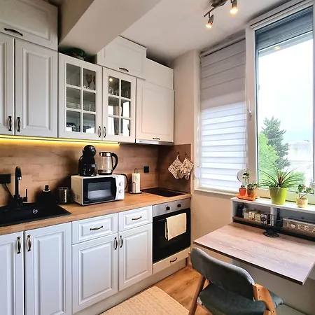 Compact Next To Troikata Square Apartmán Burgas City